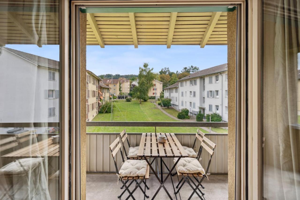 Affordable Comfort In Zurich Apartment Екстериор снимка