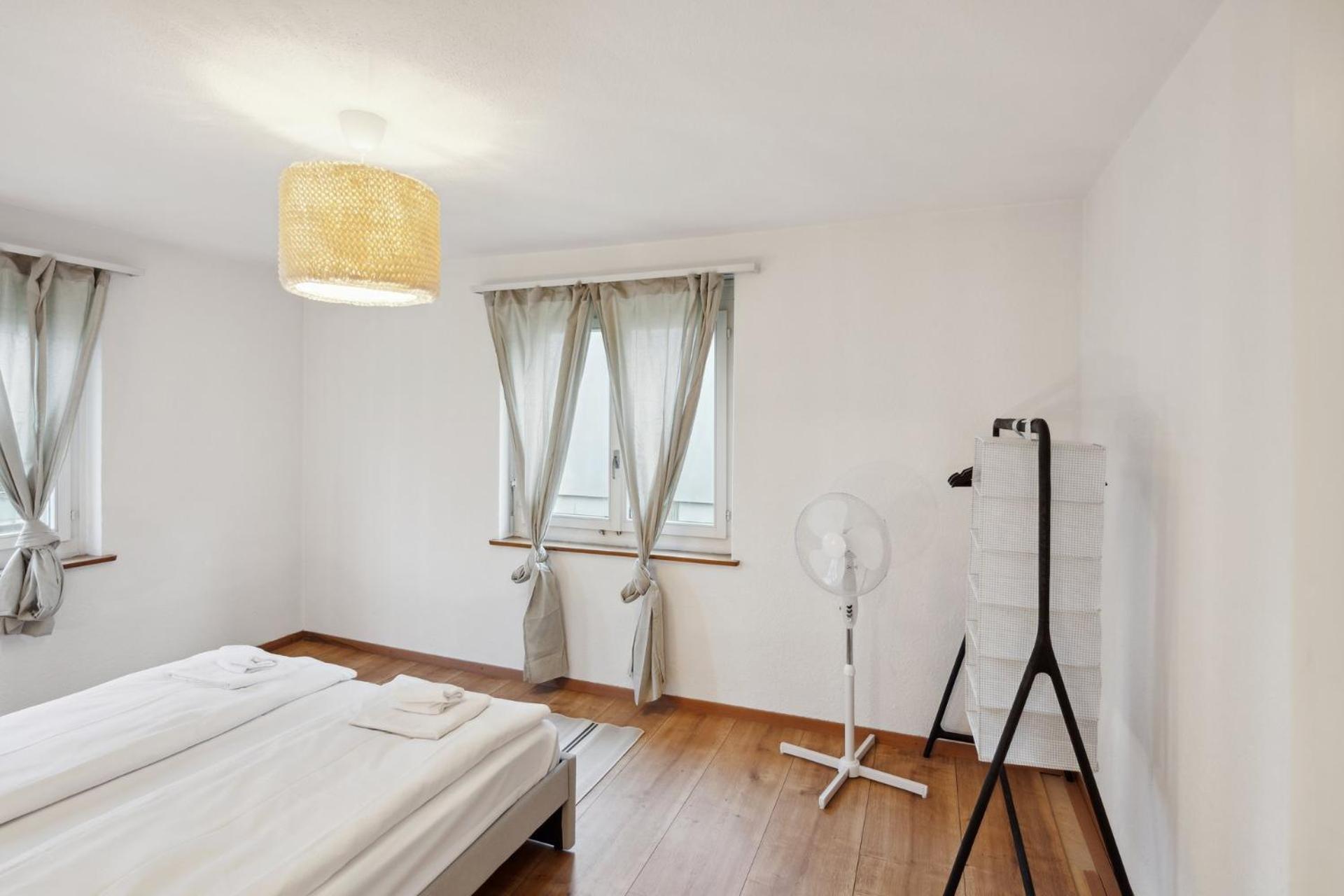 Affordable Comfort In Zurich Apartment Екстериор снимка