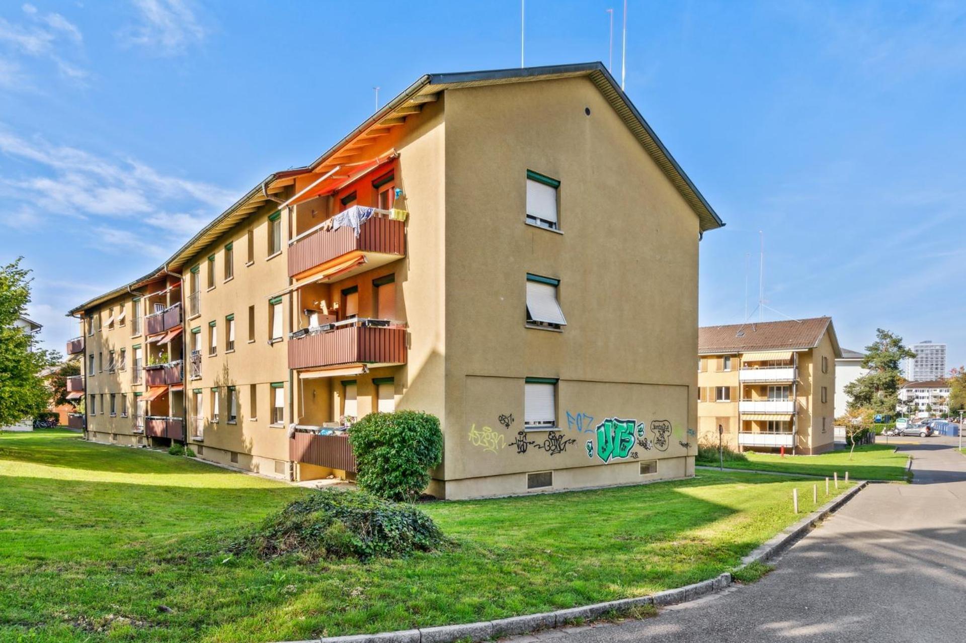 Affordable Comfort In Zurich Apartment Екстериор снимка