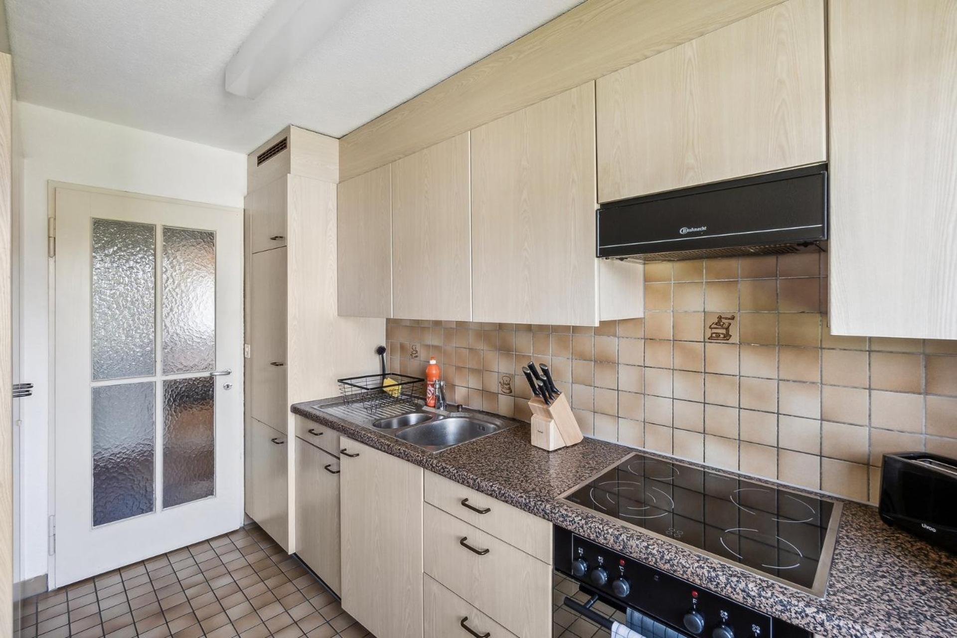 Affordable Comfort In Zurich Apartment Екстериор снимка