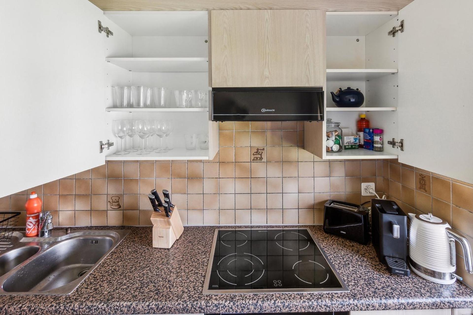 Affordable Comfort In Zurich Apartment Екстериор снимка
